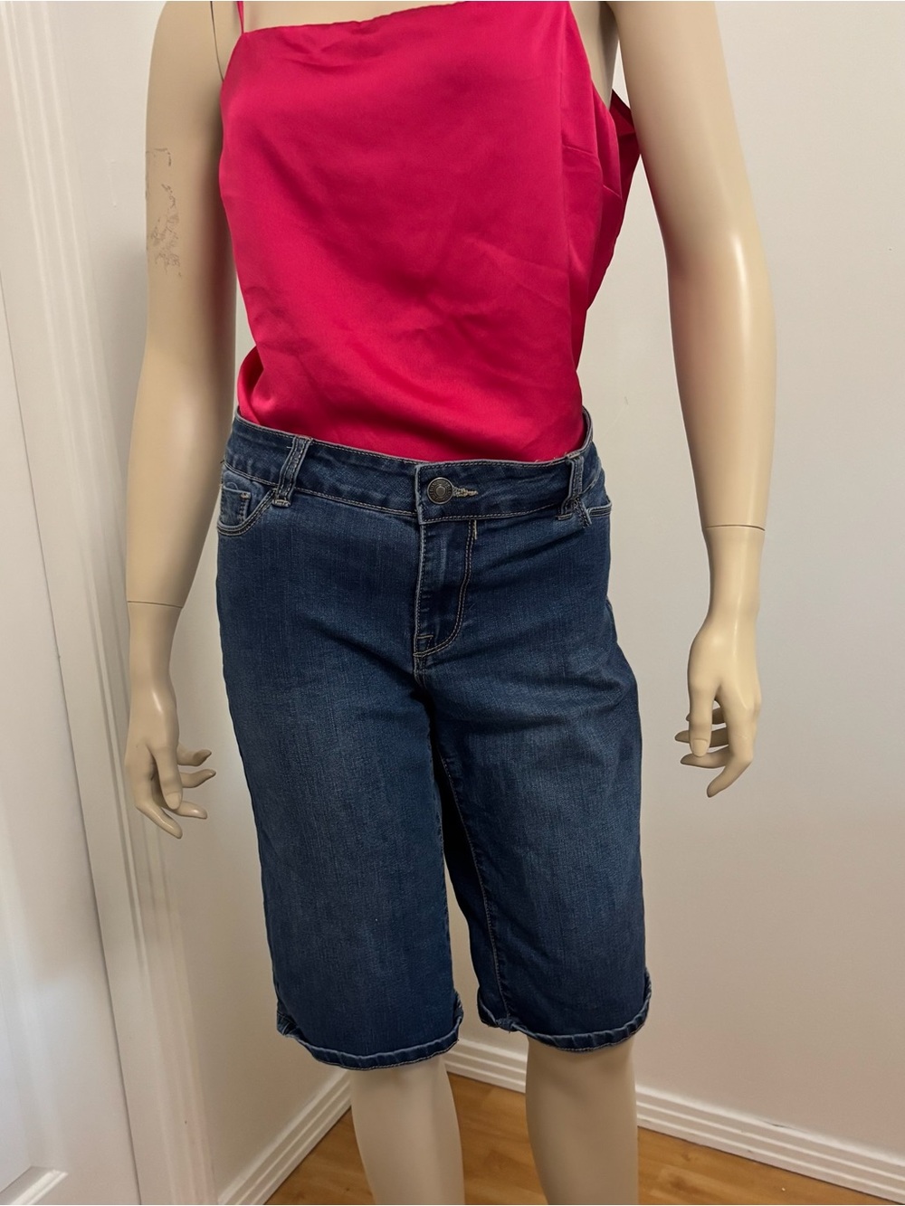 Buffalo Dark Blue Denim shorts